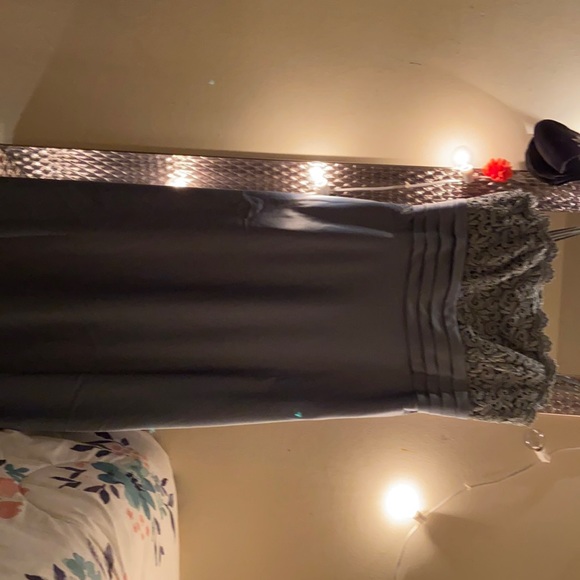 Large Green dress - Picture 1 of 7